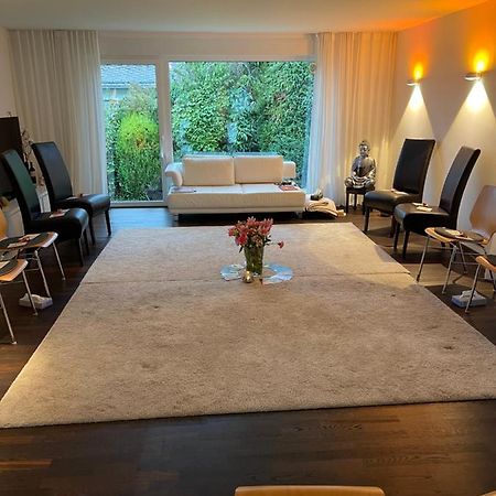 Gemuetliche Villa Am Waldrand In Taunusstein Esterno foto