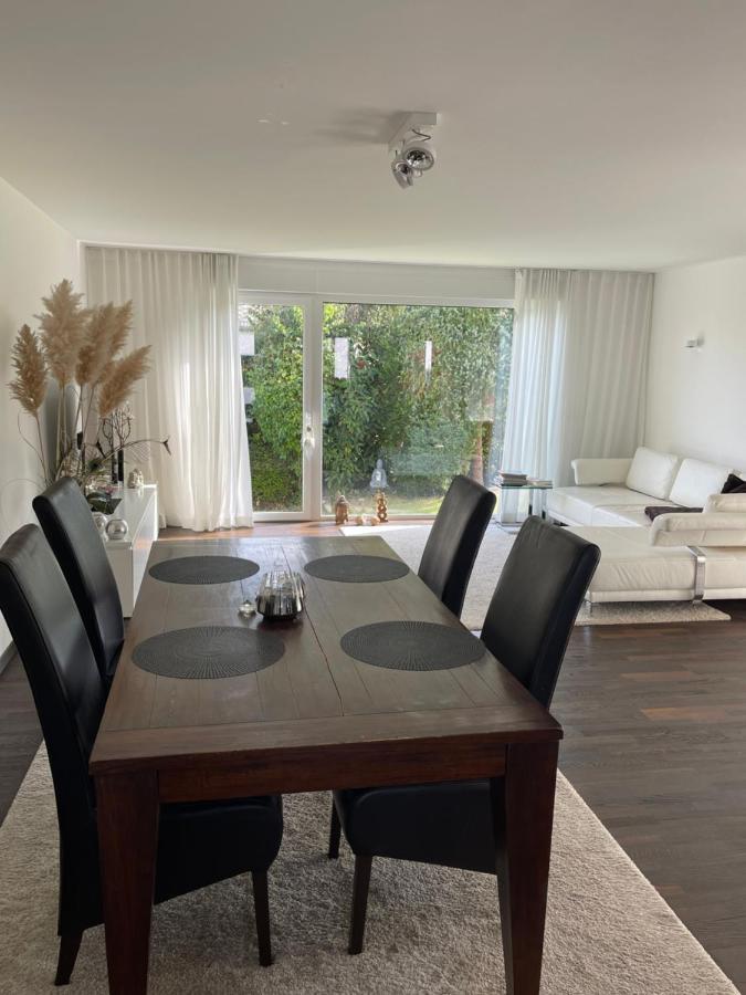 Gemuetliche Villa Am Waldrand In Taunusstein Esterno foto