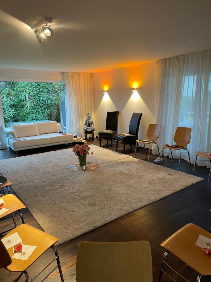 Gemuetliche Villa Am Waldrand In Taunusstein Esterno foto
