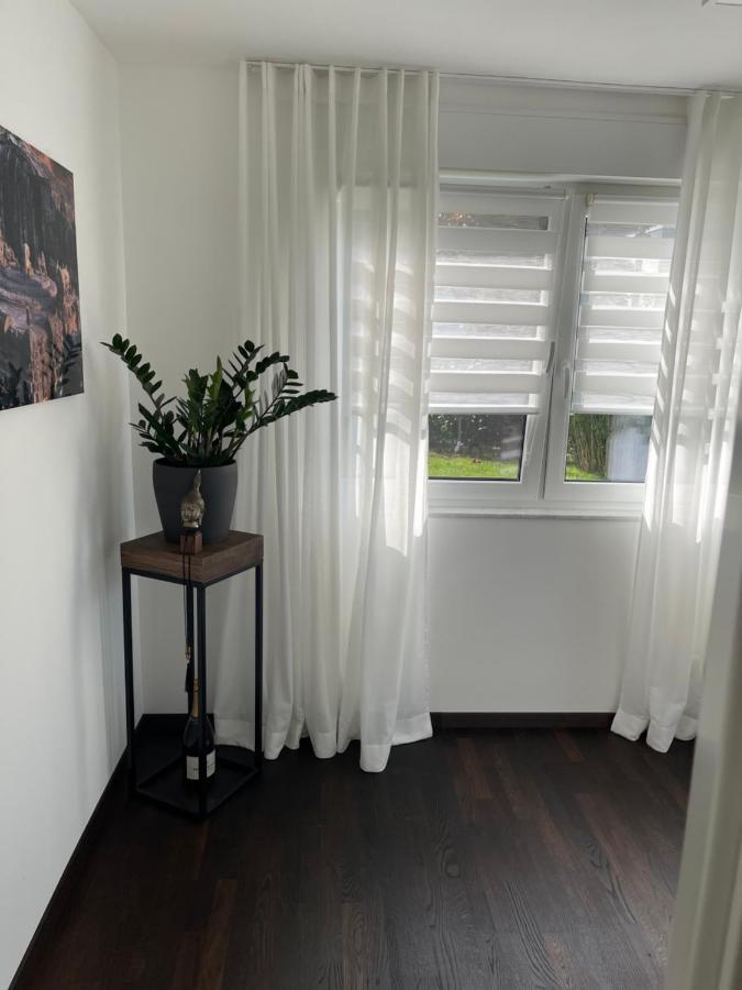 Gemuetliche Villa Am Waldrand In Taunusstein Esterno foto
