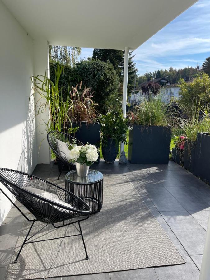 Gemuetliche Villa Am Waldrand In Taunusstein Esterno foto